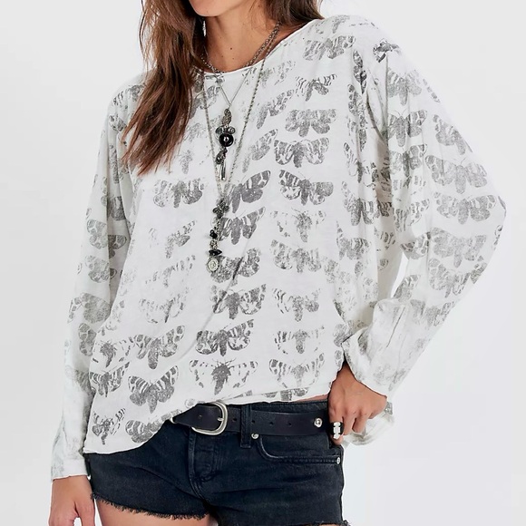 Magnolia Pearl Tops - Magnolia Pearl Moth Viggo Tee